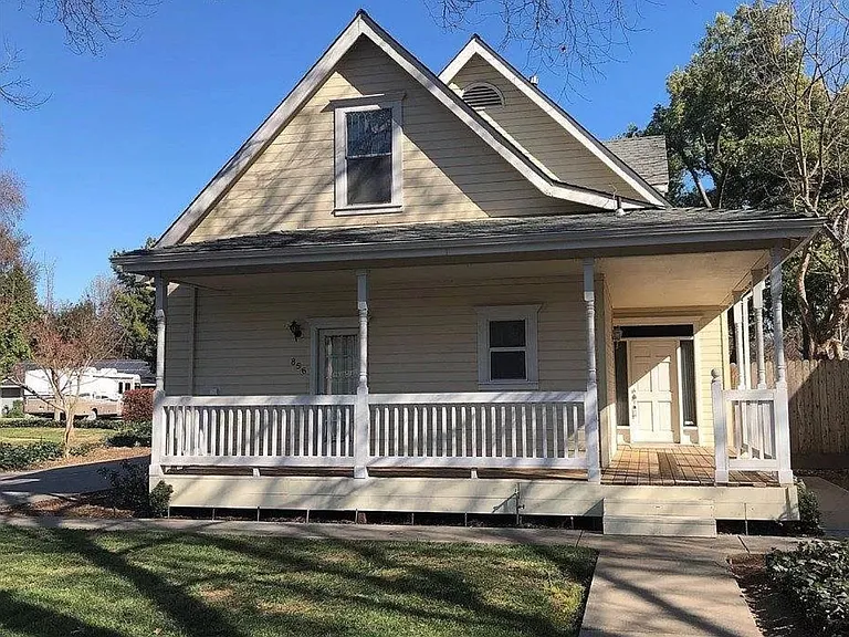 856 Victorian Park Dr — Photo 1