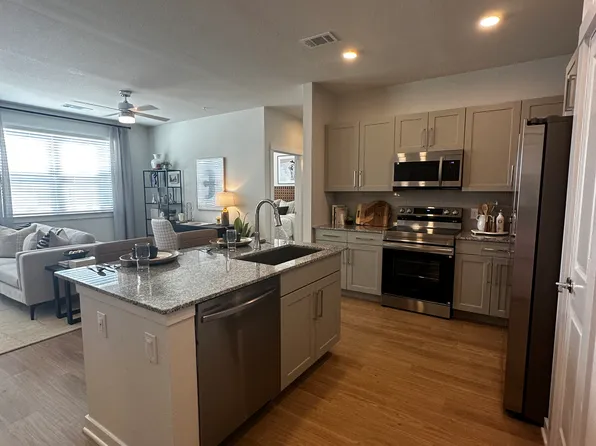 (undisclosed Address), New Braunfels, TX 78130