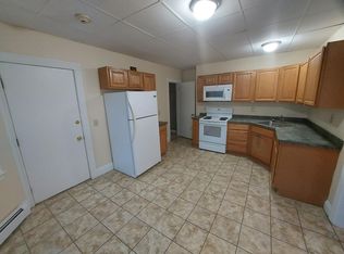 9 Pequot St APT 8, Providence, RI 02903