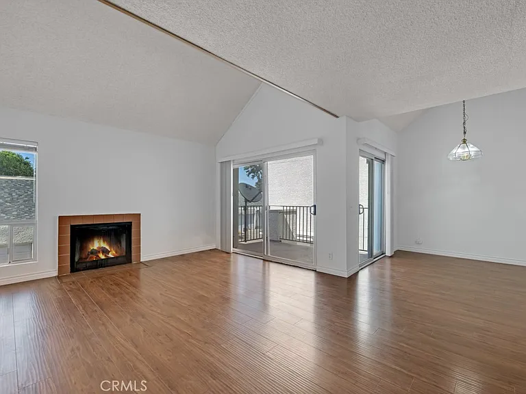 20155 Keswick St #211 — Photo 1