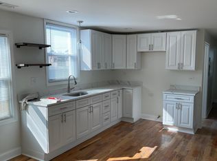 1232 W 32nd St #2F, Chicago, IL 60608