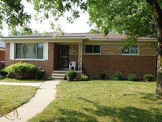 2nd image of 21730 Kingsville St