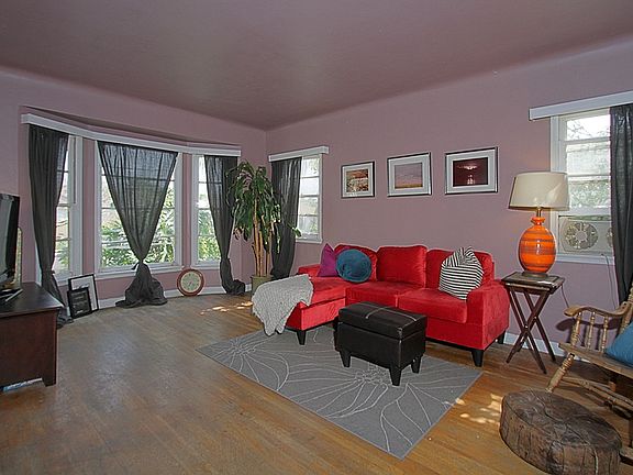 2nd image of 2107 N Hicks Ave