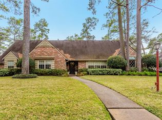 12211 Broken Bough Dr, Houston, TX 77024