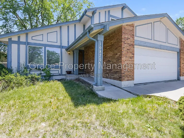 10870 Stuart Cir — Photo 3