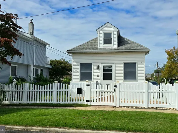 11 N Lincoln Ave, National Park, NJ 08063