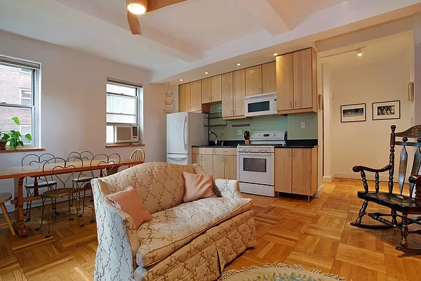 Sold by Corcoran | media 13