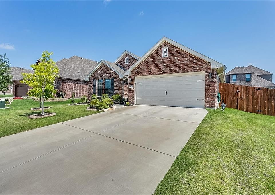 1st image of 608 Rocky Haven Ct