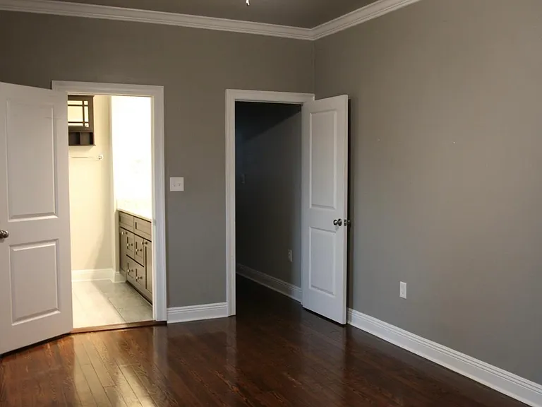 2228 Magnolia St — Photo 11