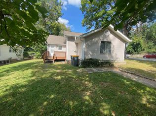 115 1/2 E 16th St, Bloomington, IN 47408