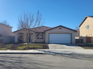 45431 Spahn Ln, Lancaster, CA 93535