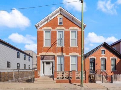 956 W 18th Pl, Chicago, IL, 60608