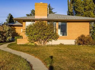 4051 120th St NW, Edmonton, AB T6J 1X7