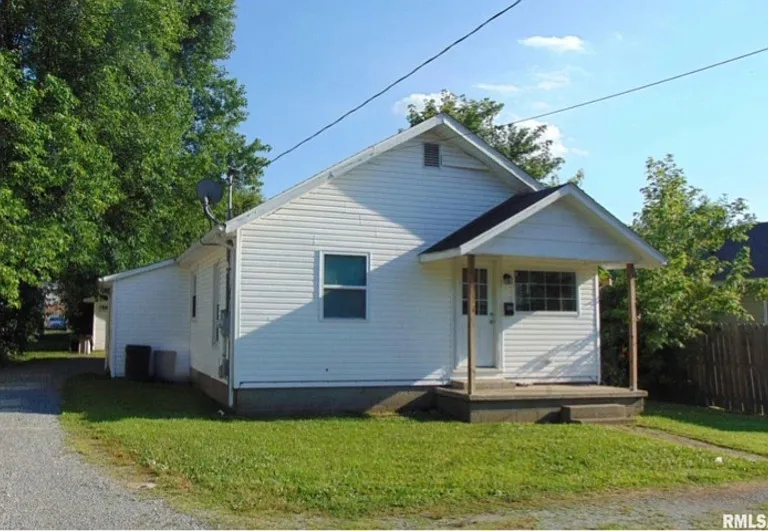 504 E Hill St — Photo 1