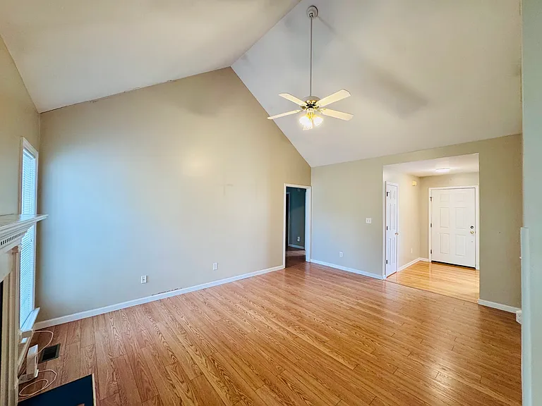 320 Springside Dr — Photo 21