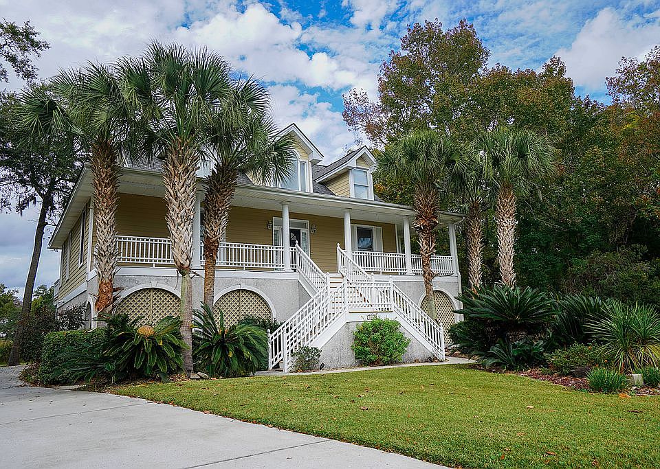 1st image of 1010 Bakers Landing Dr