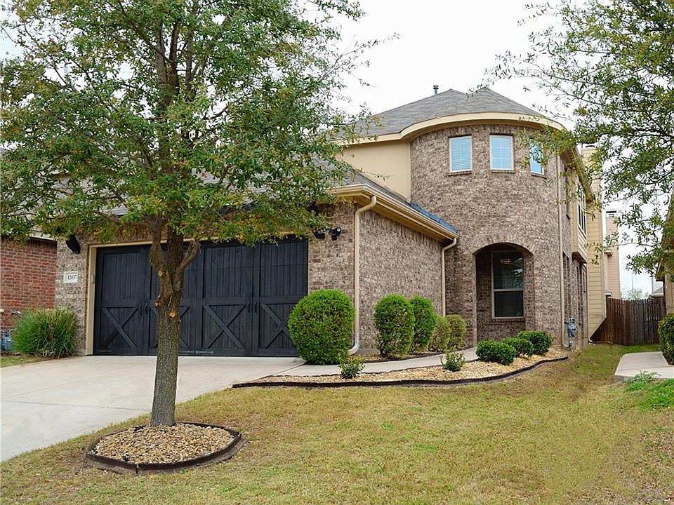 1st image of 12037 Walden Wood Dr