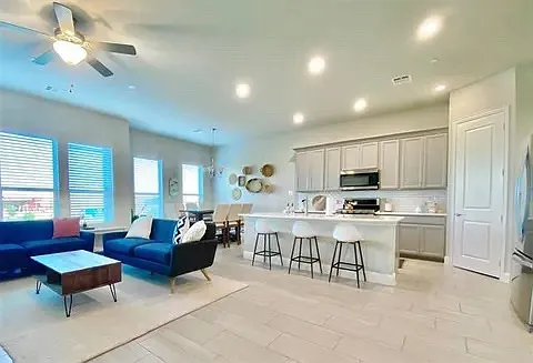 5518 Liberty Dr — Photo 4