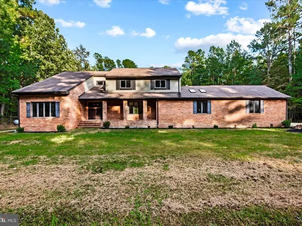 2355 Mathias Point Rd, King George, VA 22485