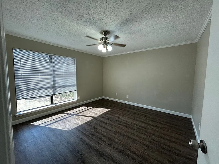 2128 Park Willow Ln #A — Photo 11
