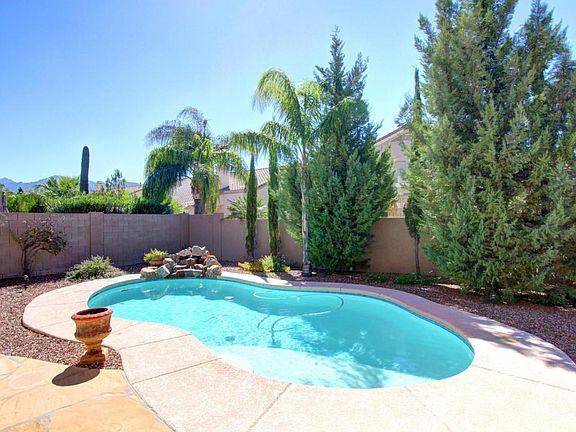 3rd image of 249 W Milbrae Springs Dr