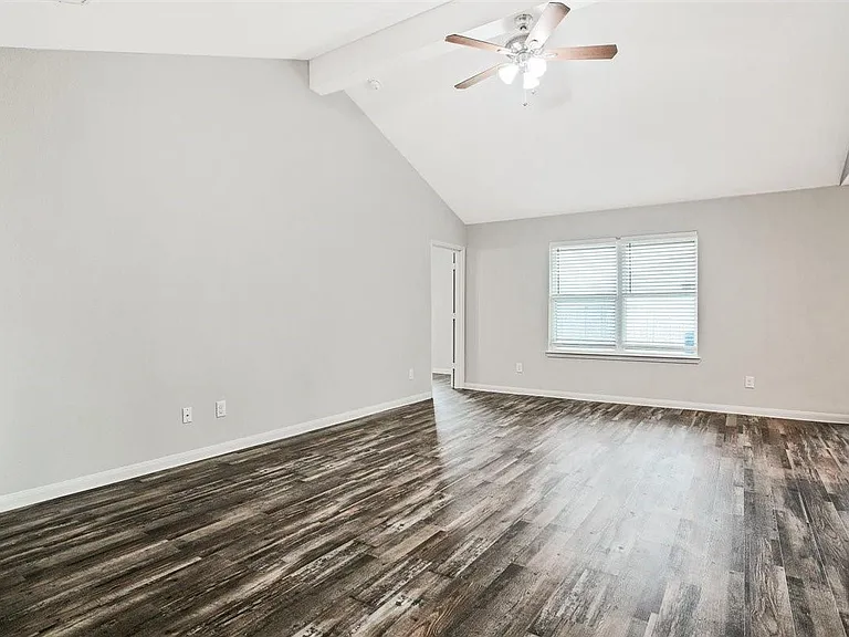 104 Indigo Brush Dr — Photo 13