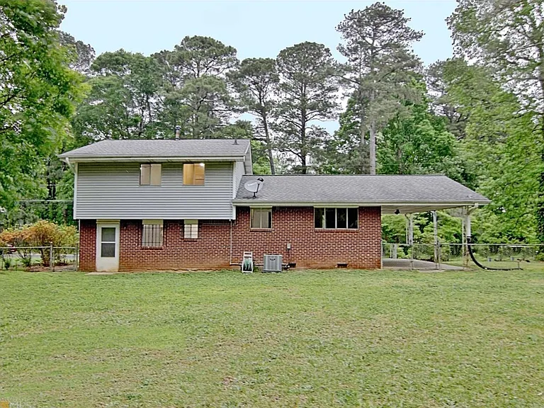 745 Anderson Dr — Photo 49