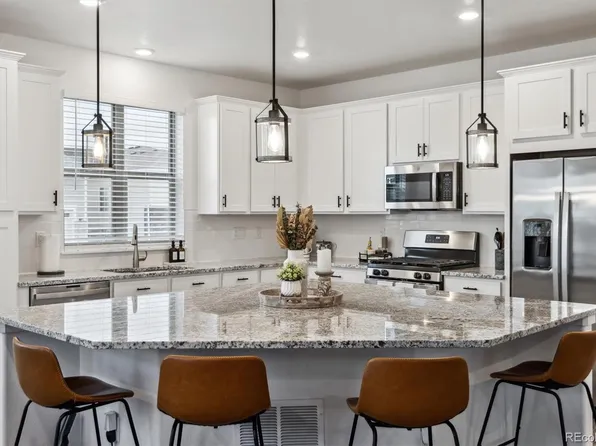 8403 Rush Creek Avenue, Littleton, CO 80125