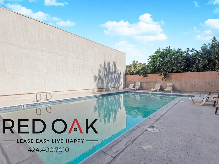 8614 Woodley Ave #219 — Photo 11