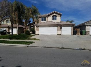 2416 Buenaventura St, Wasco, CA 93280