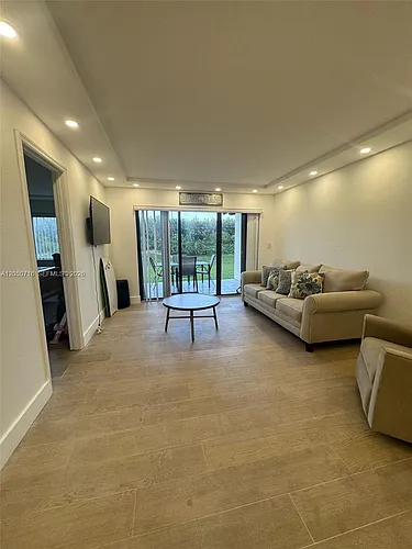 10044 S Ocean Dr Photo 1