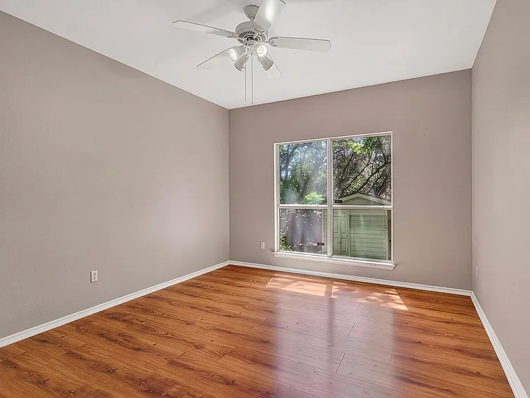 7021 Gentle Oak Dr — Photo 14
