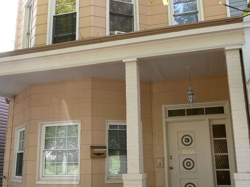 1st image of 7646 Park Ln S