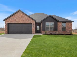 6703 SW Basswood Ave, Bentonville, AR 72712
