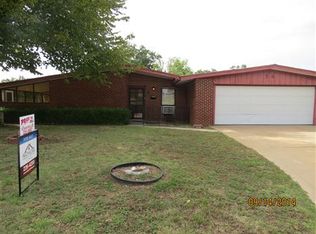 185 Jon St, Healdton, OK 73438