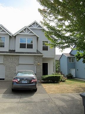 1st image of 3162 NE 13th Pl