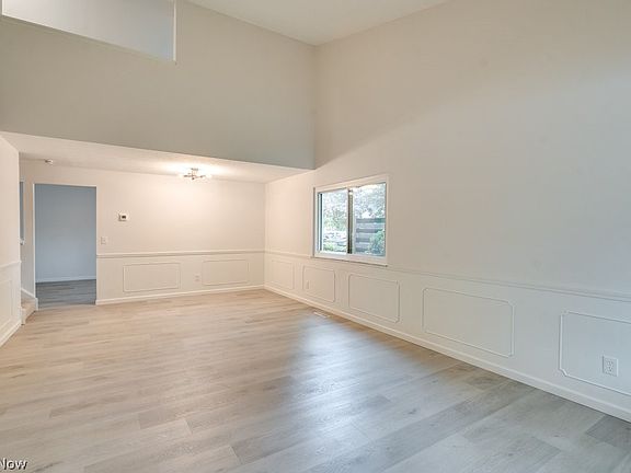 5th image of 9668 Abbeyshire Way