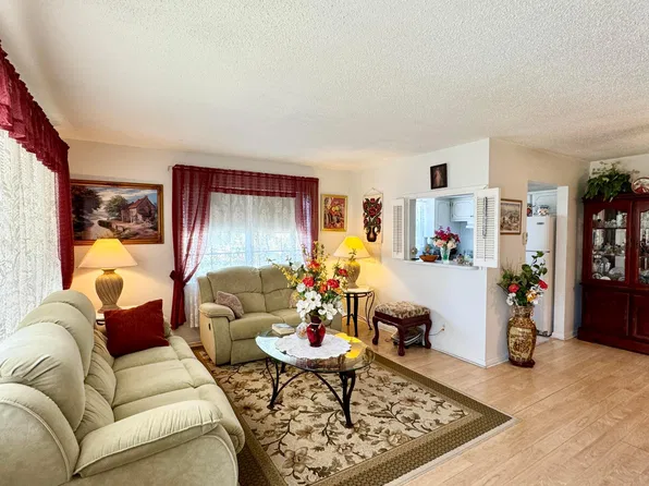 148 Bedford F, West Palm Beach, FL 33417