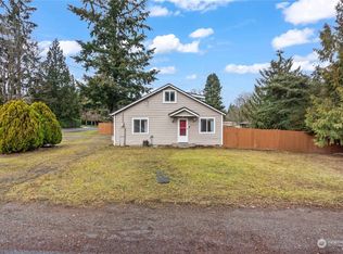 10617 8th St E, Edgewood, WA