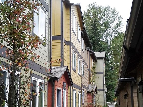 Cherrywood Apartments on Left with Garages on right