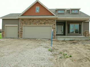1585 SE Snyder St, Waukee, IA 50263