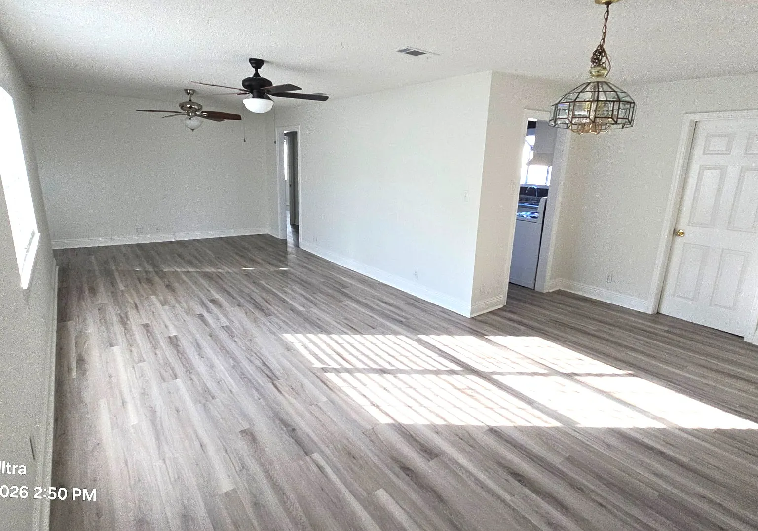 1105 Bowen Ave — Photo 4