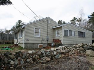 11 Central Ave, Lakeville, MA 02347