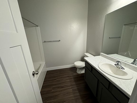 4th image of 1806 W Newcastle Ln Unit 302