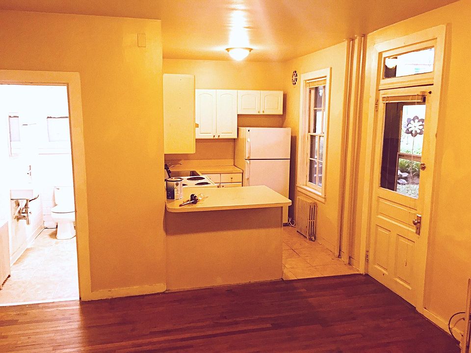 1st image of 300 Friedensburg Rd