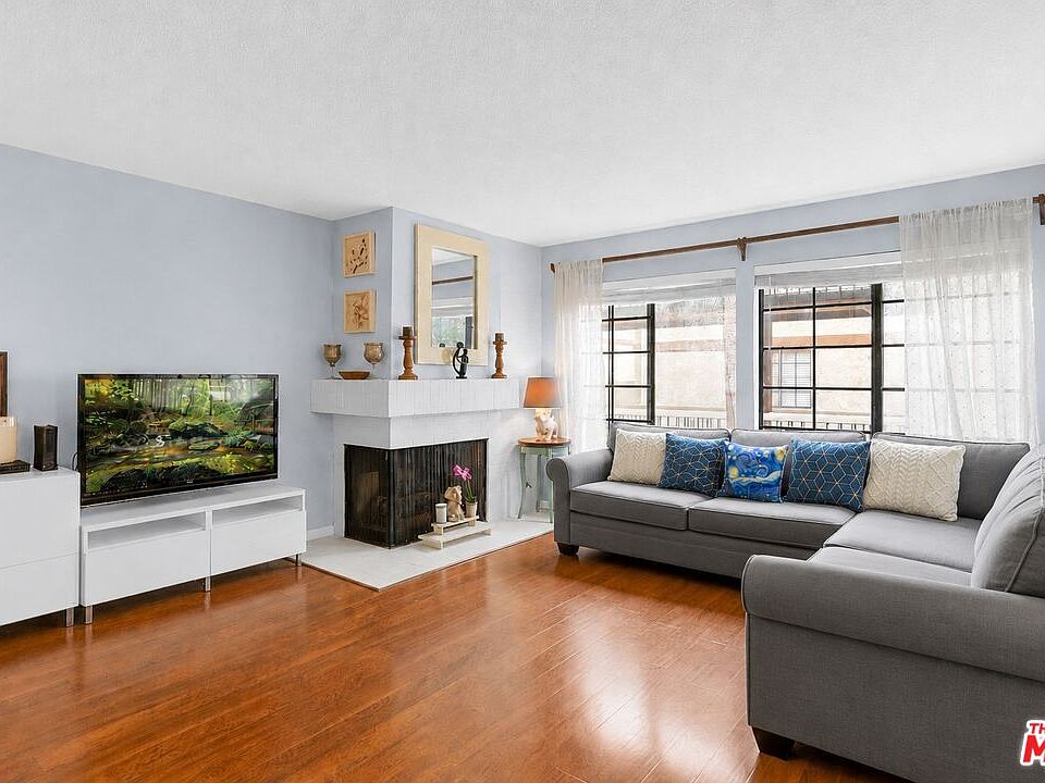 1st image of 441 E San Jose Ave Unit 209