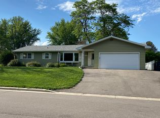 1514 Hoffman Pl, Onalaska, WI 54650
