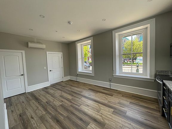 2nd image of 257 Church St Floor 1