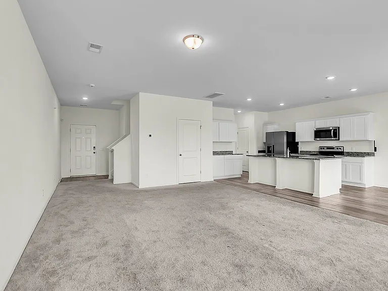 424 Pender Woods Dr — Photo 11
