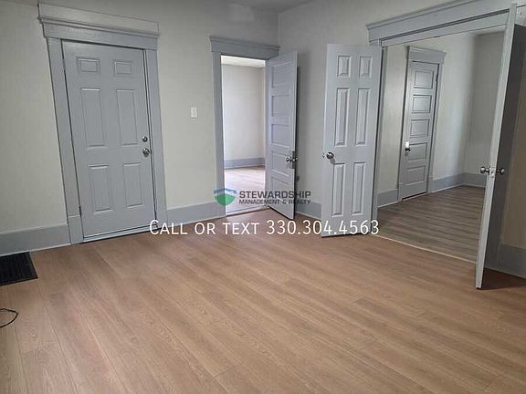 5th image of 149 Rhodes Ave